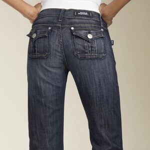 Rock & Republic “SCORPION” blue washed edition. Approx 29inch inseam. Size 25.